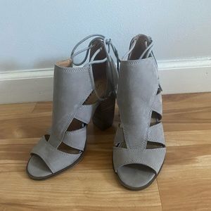 Lucky Brand Cut out Heeled Booties
